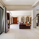 3 Bedroom Villa In Big Bay