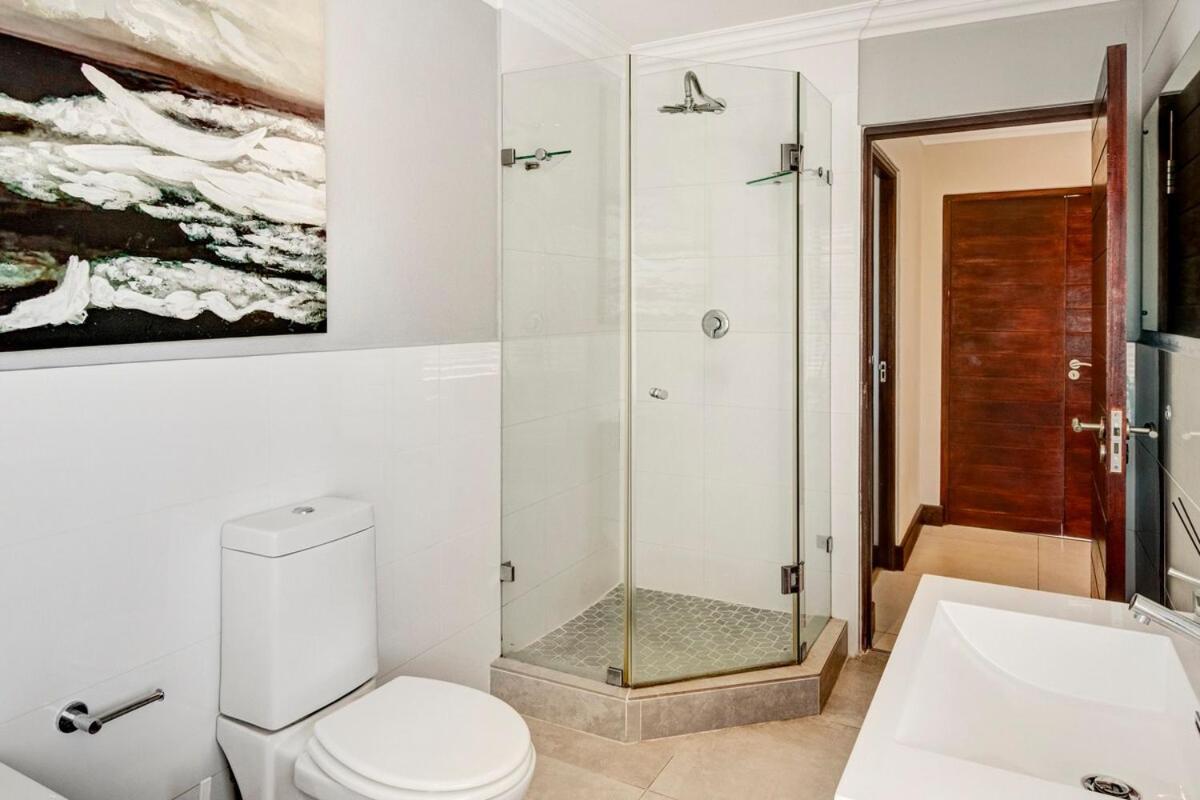 Villa 3 Bedroom In Big Bay